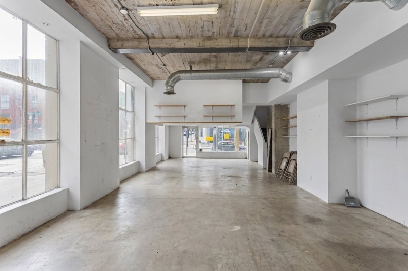 1100 Rue Ste-Catherine E. — Main Photo